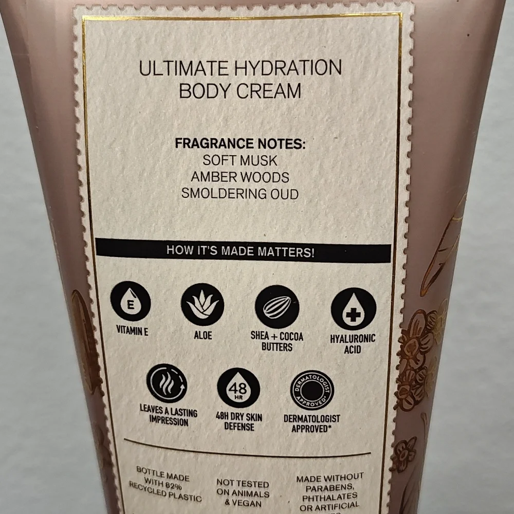 Bath & Body Works oud suede